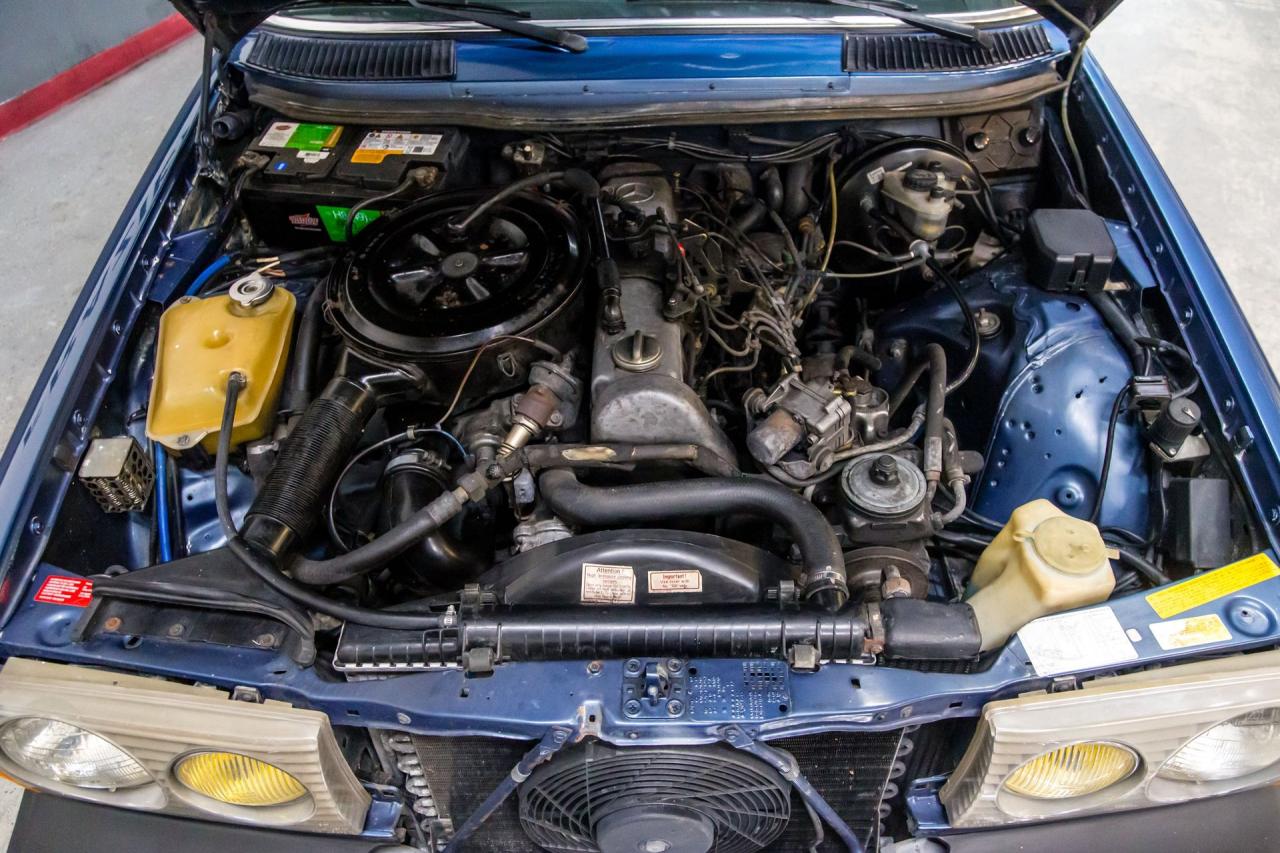 1984 Mercedes - Benz 300 CD