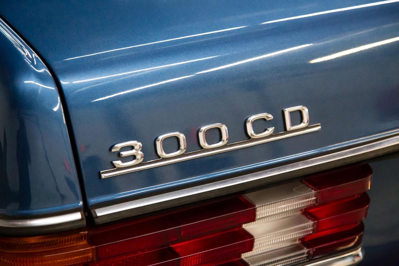 1984 Mercedes - Benz 300 CD