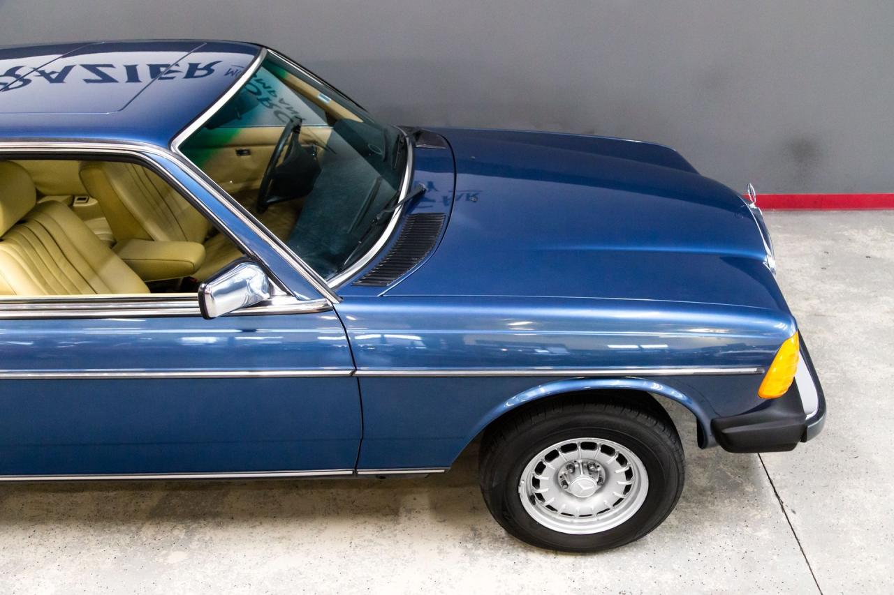 1984 Mercedes - Benz 300 CD