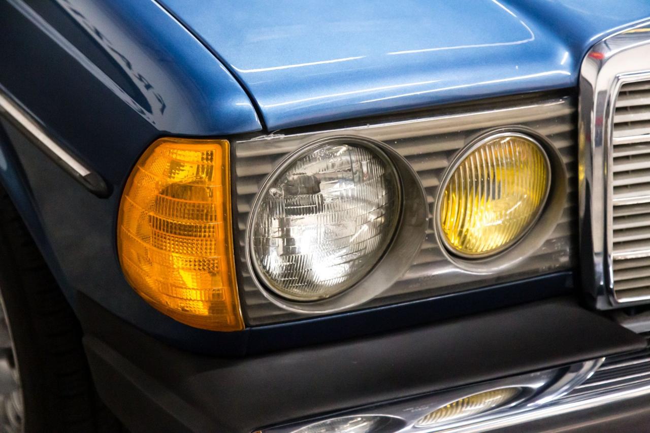 1984 Mercedes - Benz 300 CD