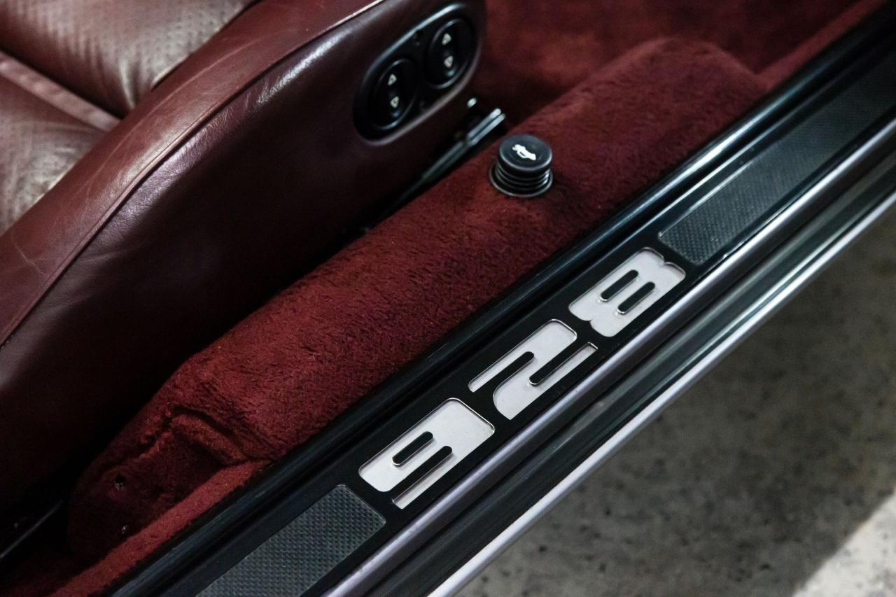 1987 Porsche 928 S4
