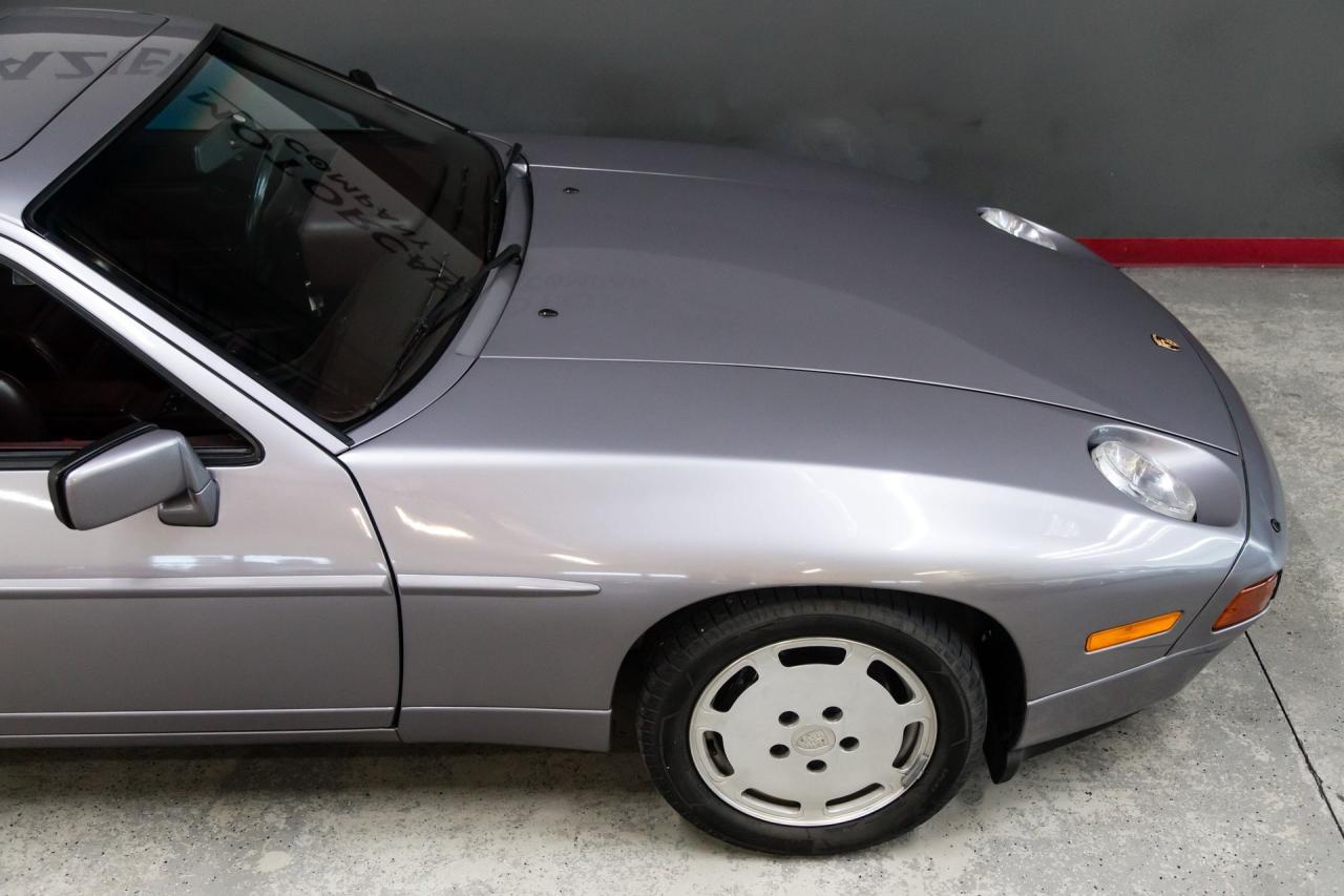 1987 Porsche 928 S4