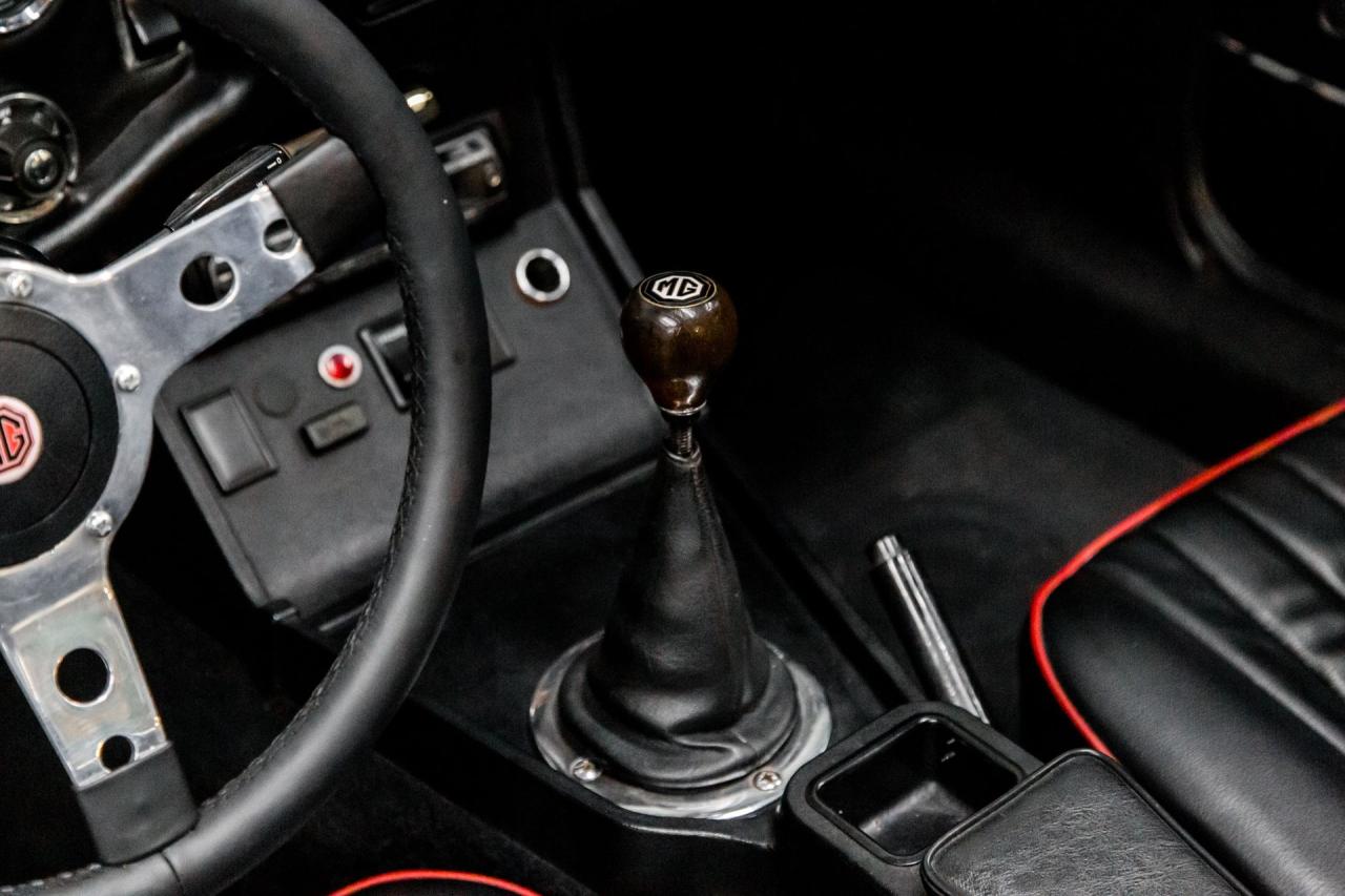 1974 MG MGB OVERDRIVE