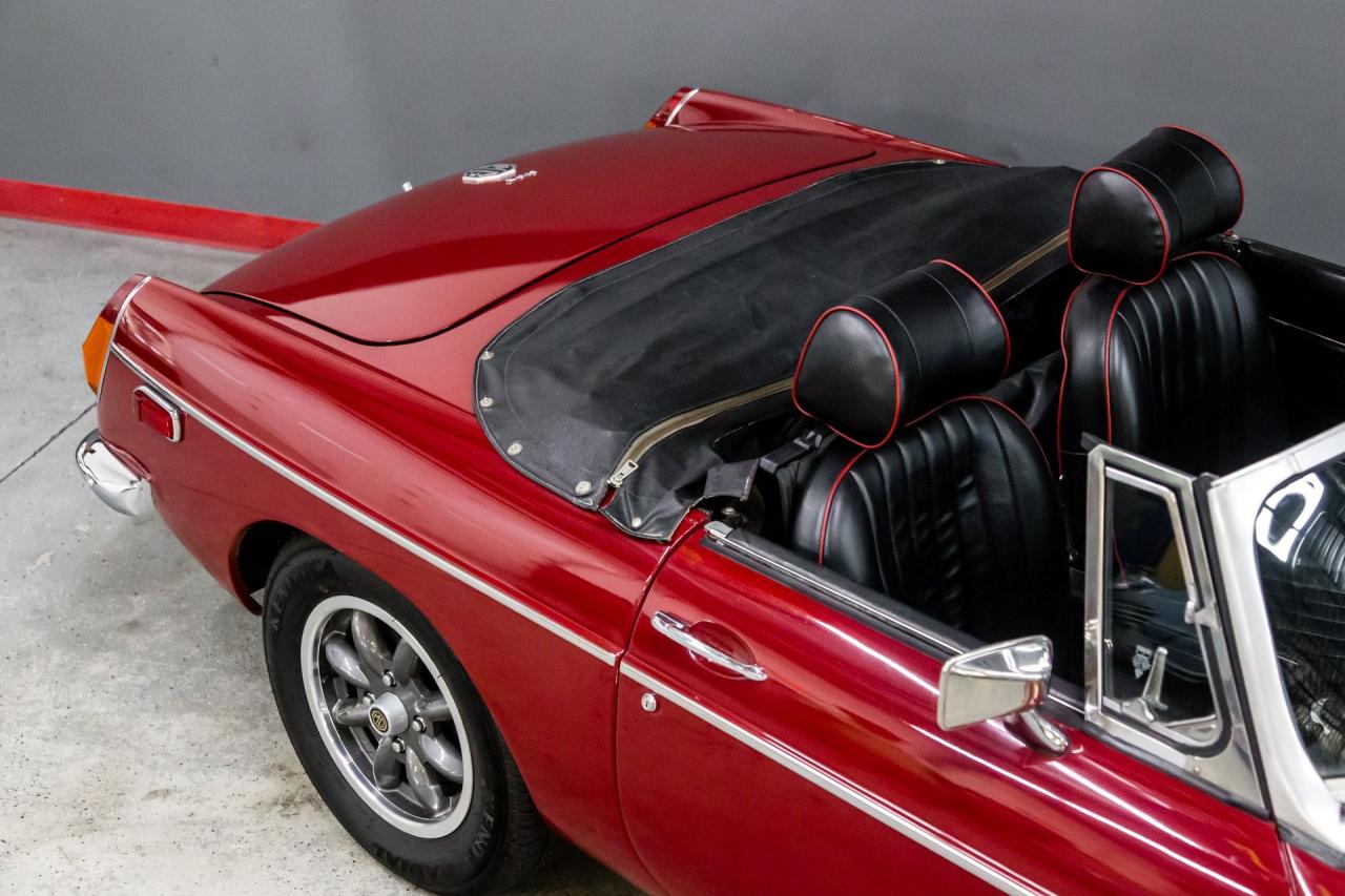 1974 MG MGB OVERDRIVE