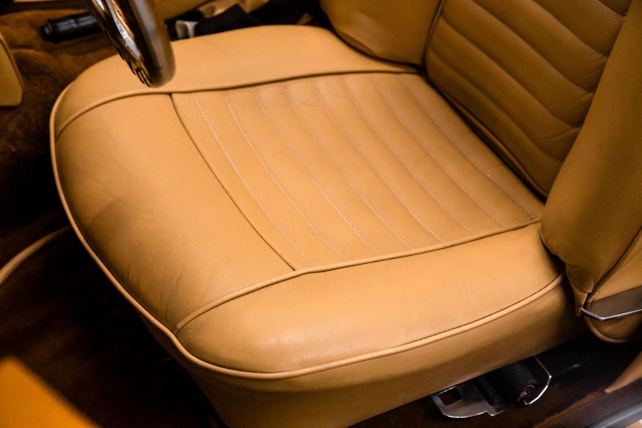 1971 Triumph FUEL INJECTED OVERDIVE TR6