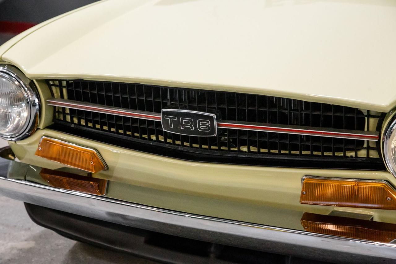 1971 Triumph FUEL INJECTED OVERDIVE TR6