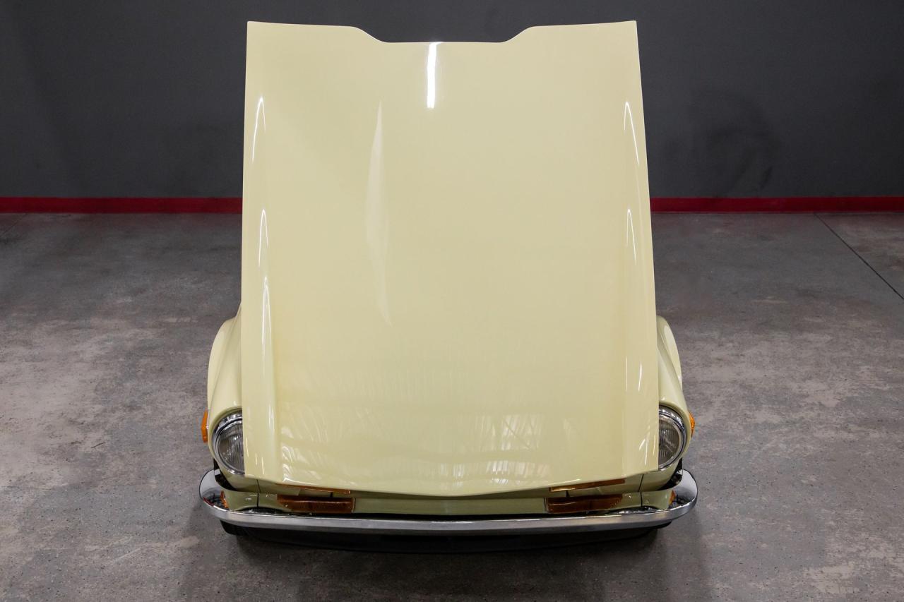 1971 Triumph FUEL INJECTED OVERDIVE TR6