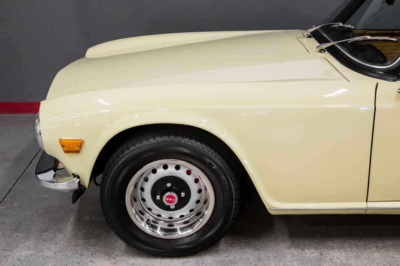 1971 Triumph FUEL INJECTED OVERDIVE TR6