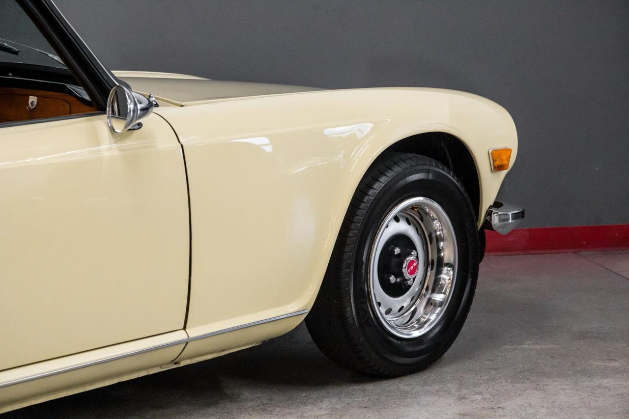 1971 Triumph FUEL INJECTED OVERDIVE TR6