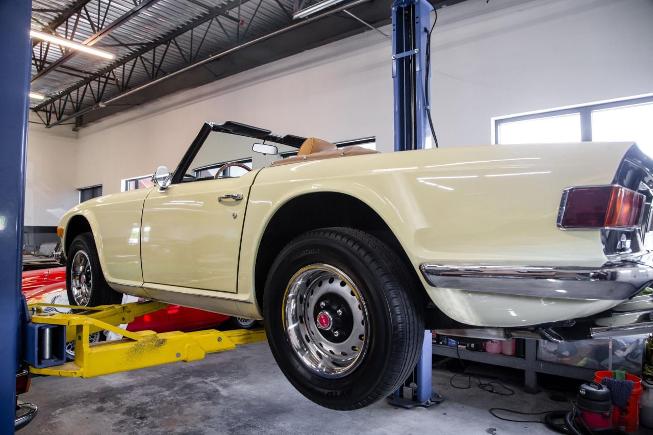 1971 Triumph FUEL INJECTED OVERDIVE TR6