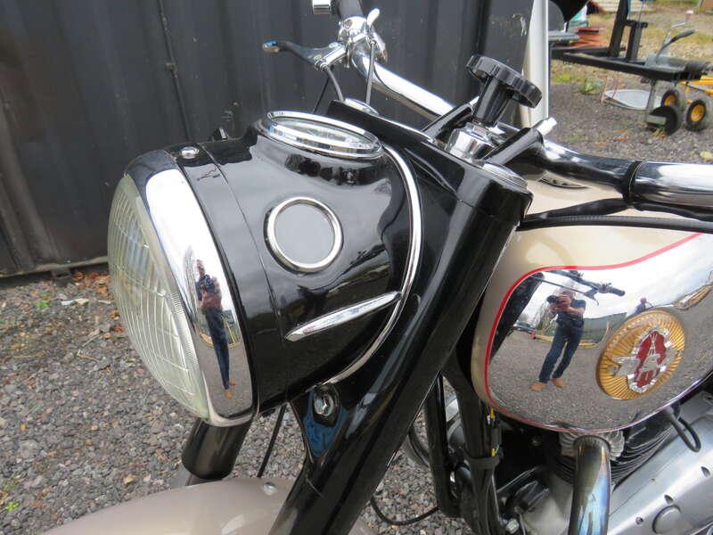 1960 BSA A10 GOLDEN FLASH
