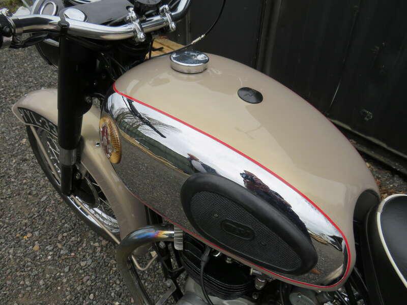 1960 BSA A10 GOLDEN FLASH