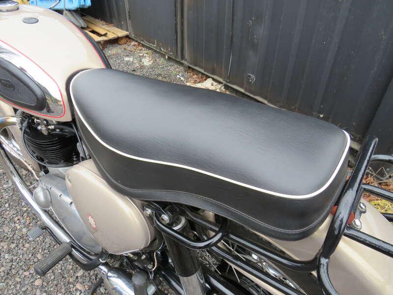 1960 BSA A10 GOLDEN FLASH