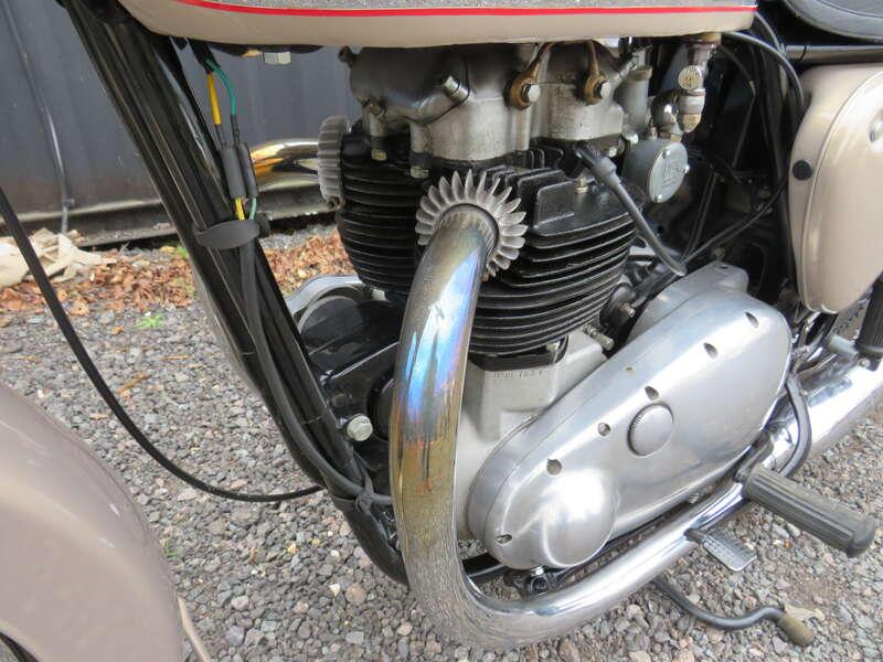 1960 BSA A10 GOLDEN FLASH