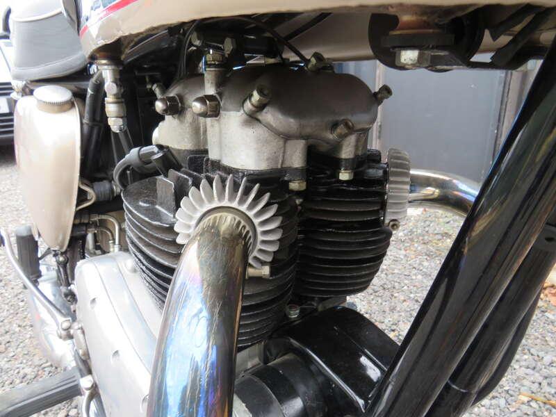 1960 BSA A10 GOLDEN FLASH