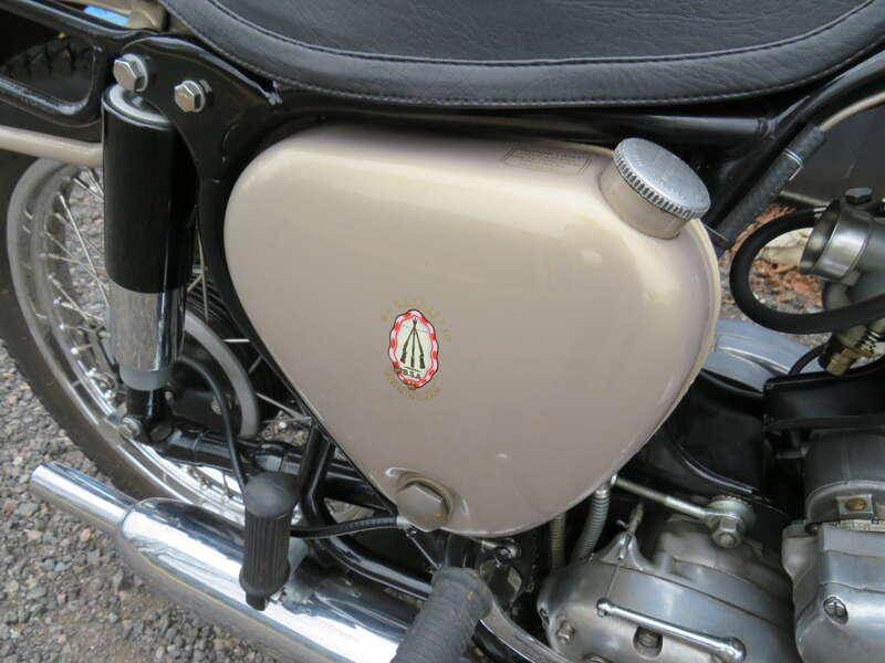 1960 BSA A10 GOLDEN FLASH