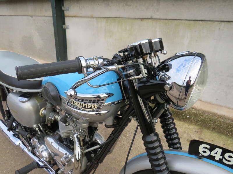 1960 Triumph T120R BONNEVILLE