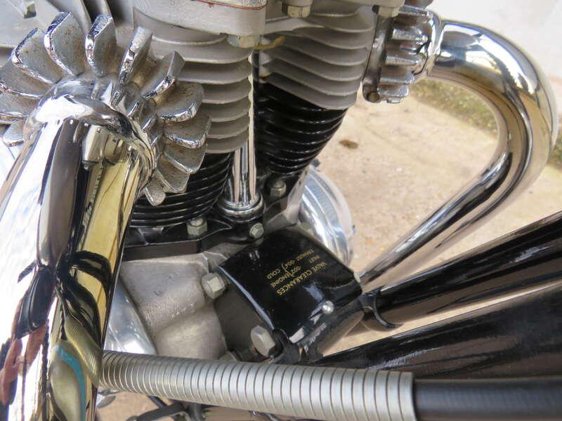 1960 Triumph T120R BONNEVILLE