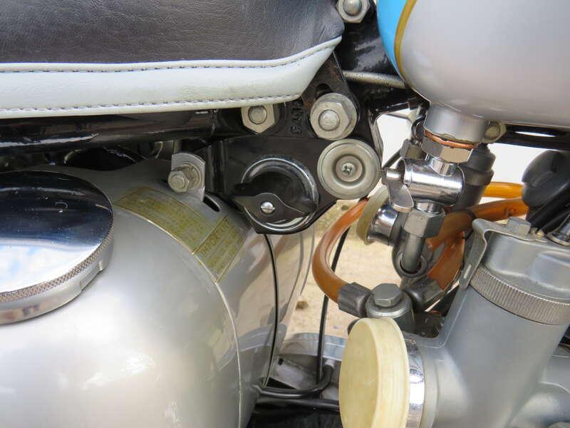 1960 Triumph T120R BONNEVILLE