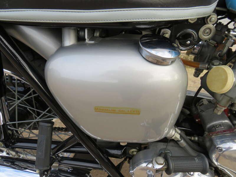 1960 Triumph T120R BONNEVILLE