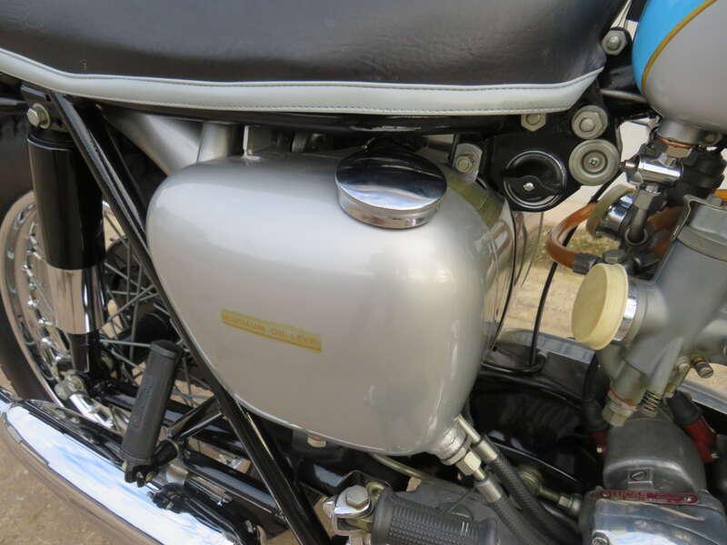 1960 Triumph T120R BONNEVILLE
