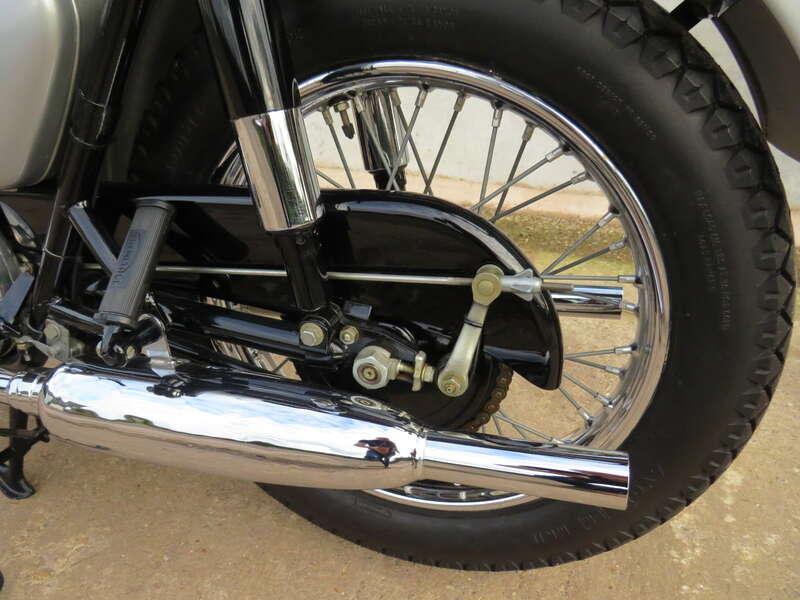 1960 Triumph T120R BONNEVILLE