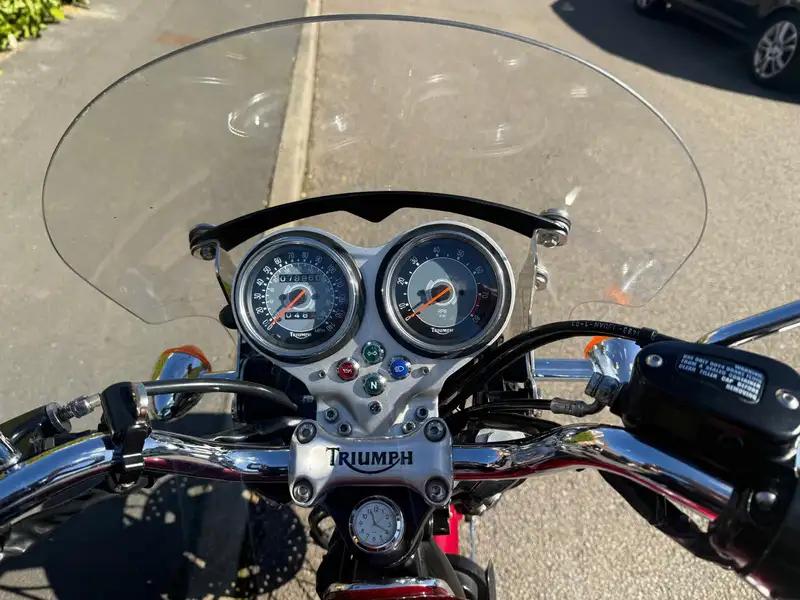 2001 Triumph BONNEVILLE T100