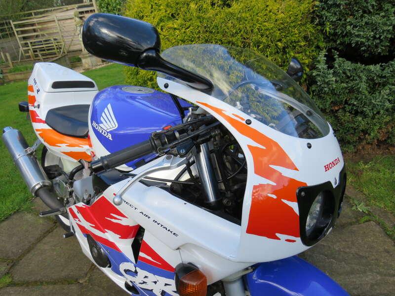 1992 Honda CBR400RR NC29