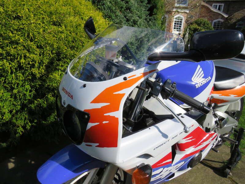 1992 Honda CBR400RR NC29