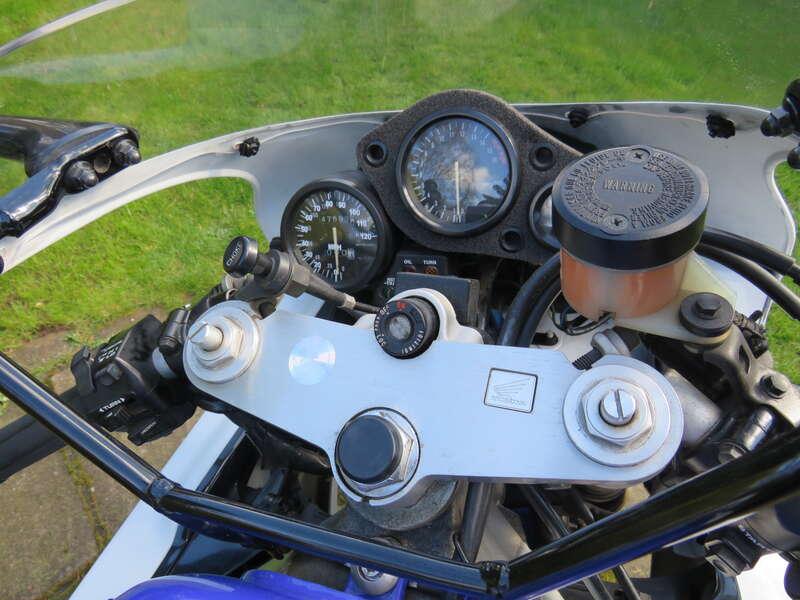 1992 Honda CBR400RR NC29