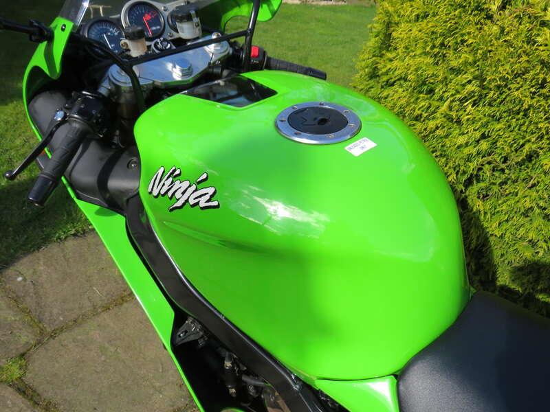 2001 Kawasaki XZ-7R P5 NINJA