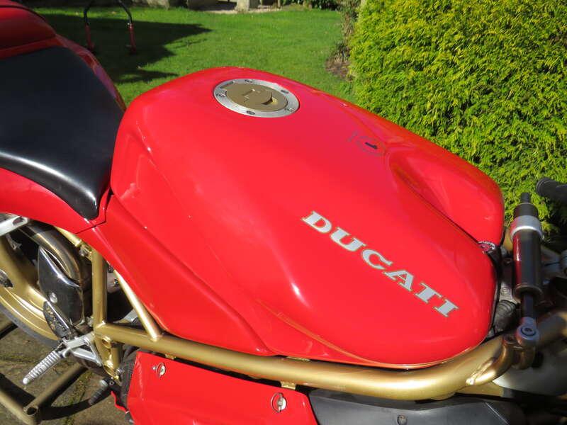 1998 Ducati 916 BIPOSTO