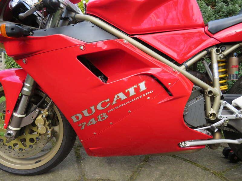 1997 Ducati 748 BIPOSTO