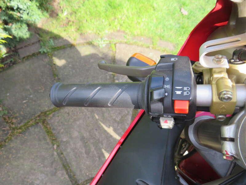 1997 Ducati 748 BIPOSTO