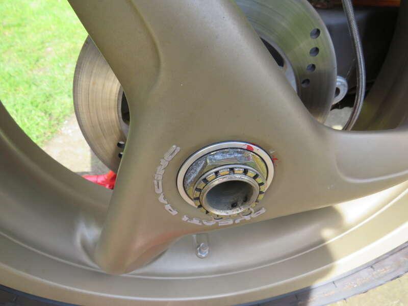 1997 Ducati 748 BIPOSTO