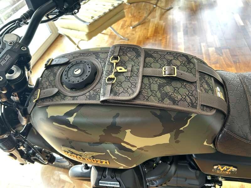 2023 Moto Guzzi V7 GUCCI PALACE