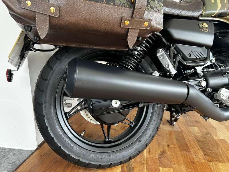 2023 Moto Guzzi V7 GUCCI PALACE