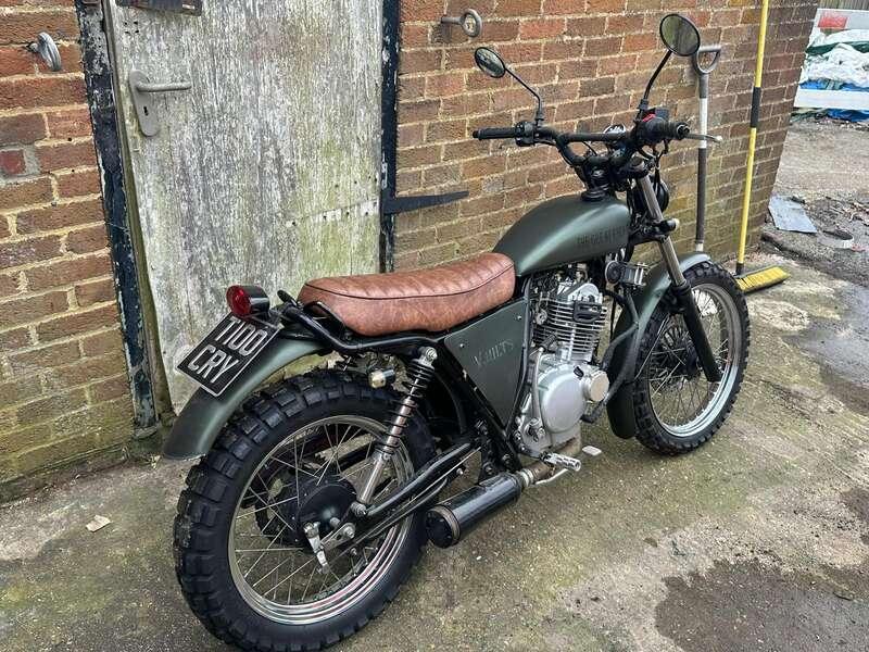 2005 Suzuki GZ250 249CC