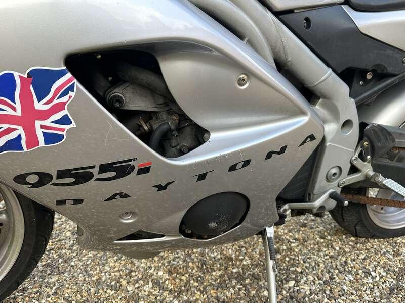 2002 Triumph DAYTONA 955I