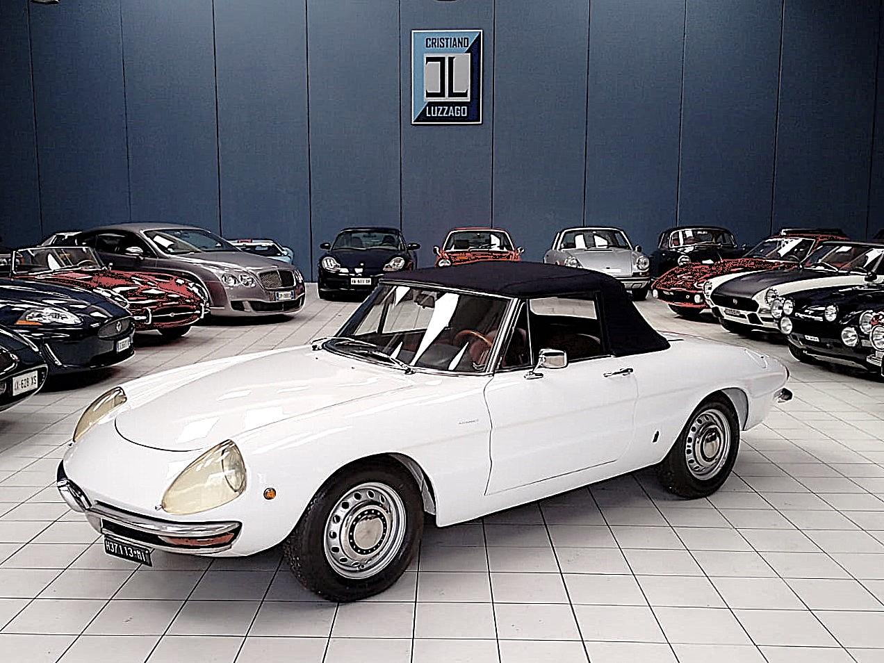 1969 Alfa Romeo 1750 SPIDER VELOCE