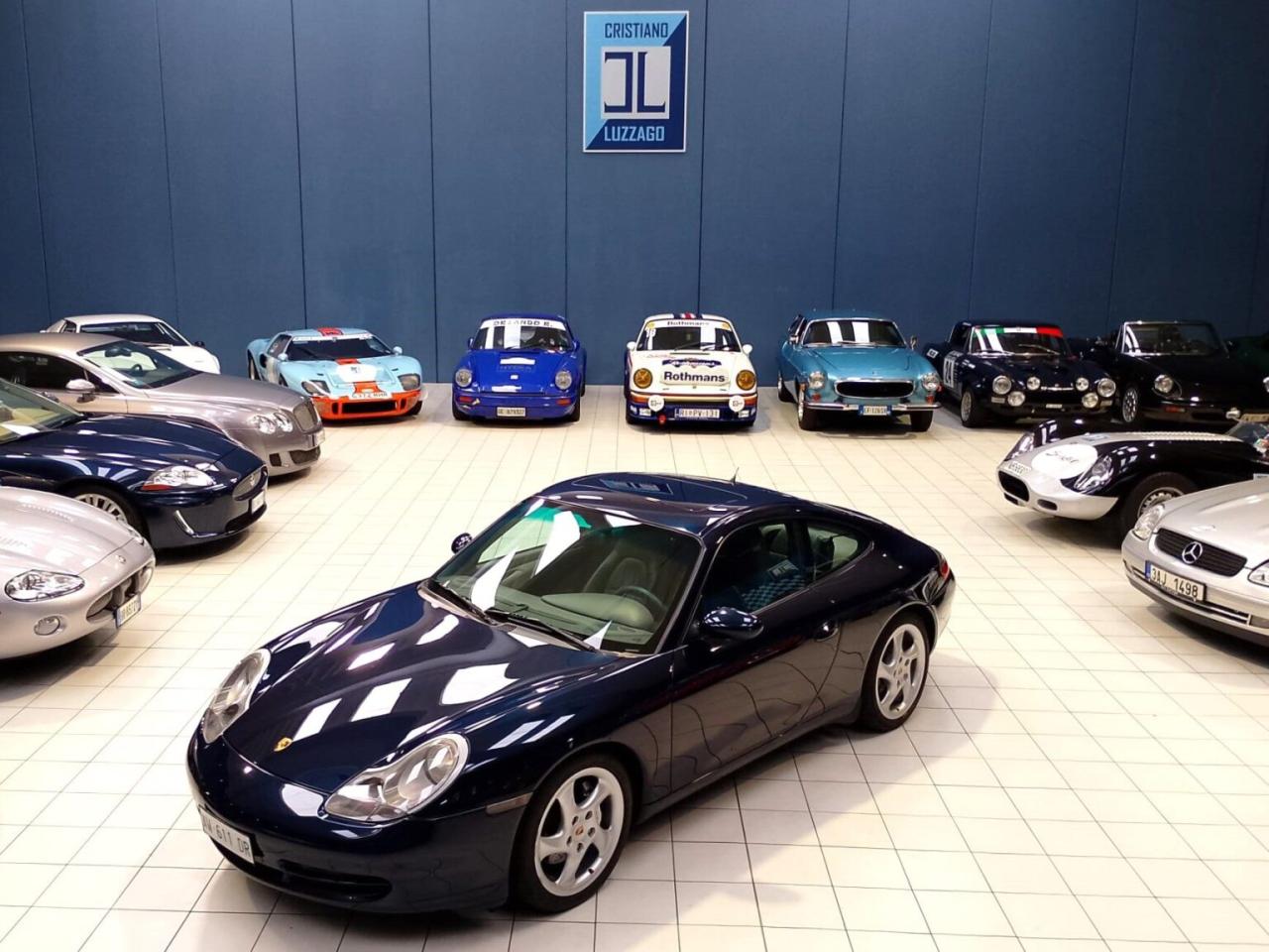 1998 Porsche 996 CARRERA 4