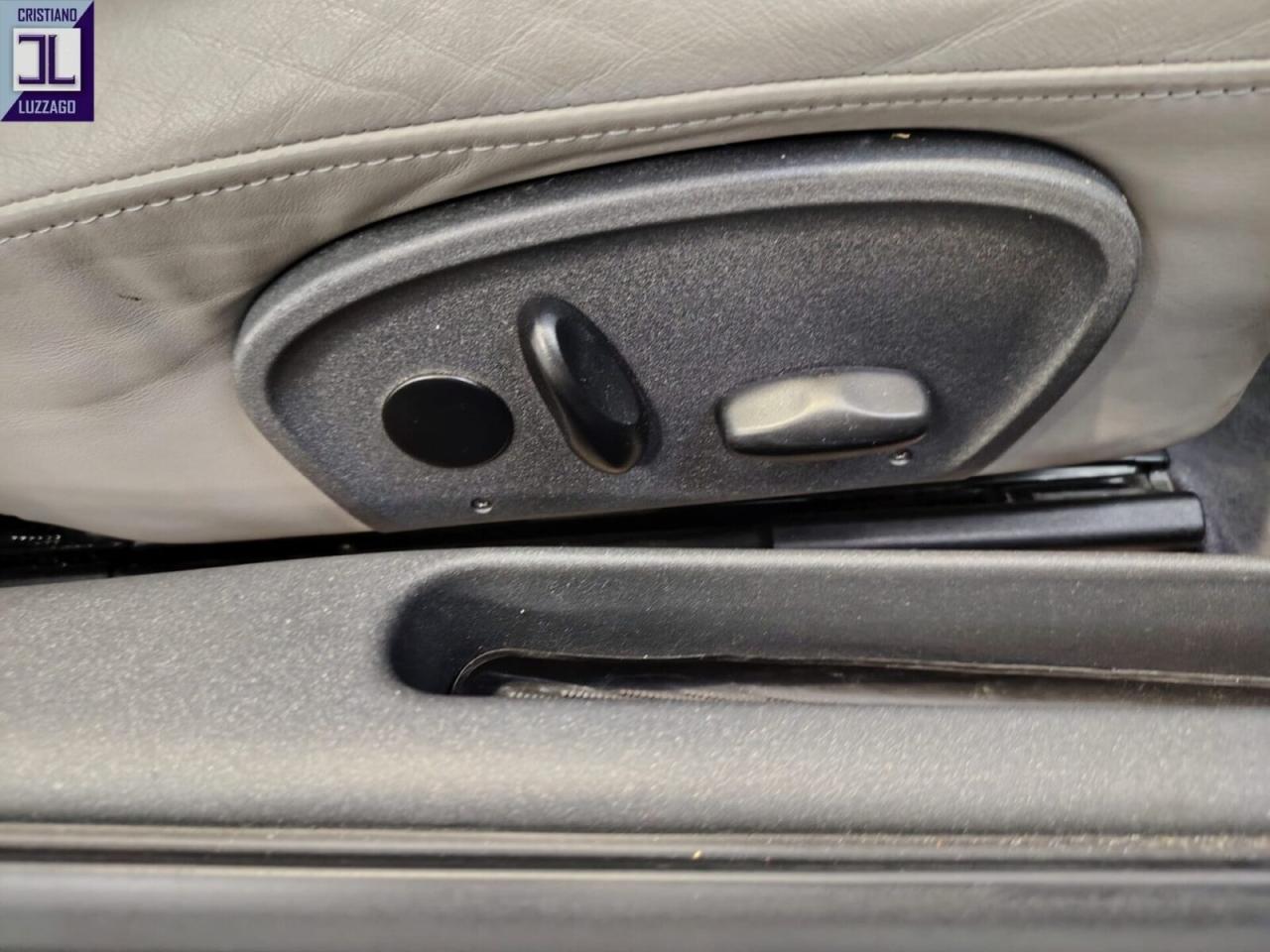 1998 Porsche 996 CARRERA 4