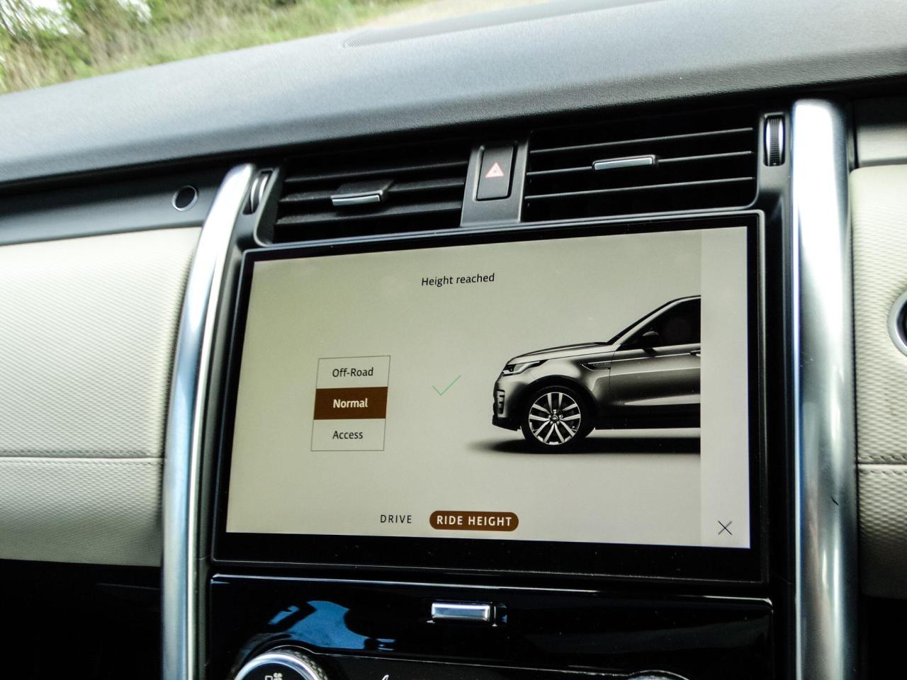 2021 Land Rover 3.0 D250 MHEV R-Dynamic S Auto 4WD Euro 6 (s/s) 5dr