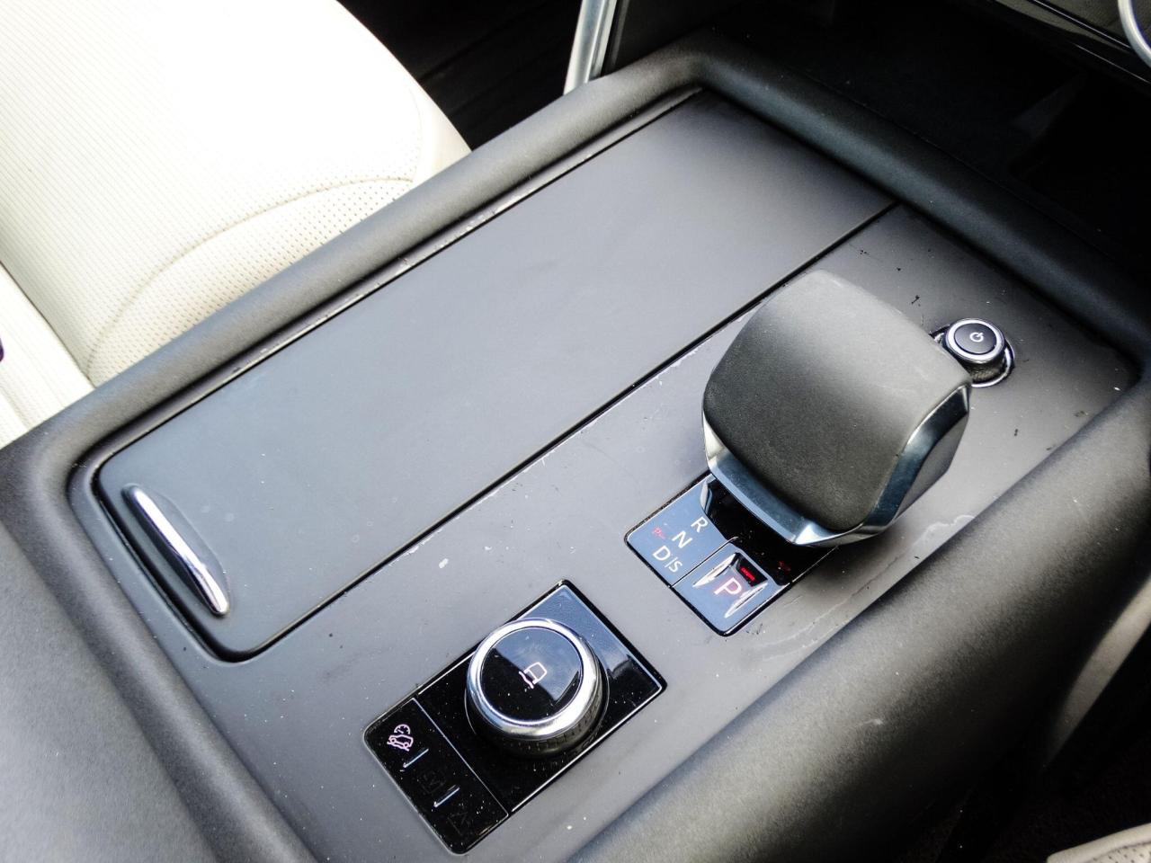 2021 Land Rover 3.0 D250 MHEV R-Dynamic S Auto 4WD Euro 6 (s/s) 5dr