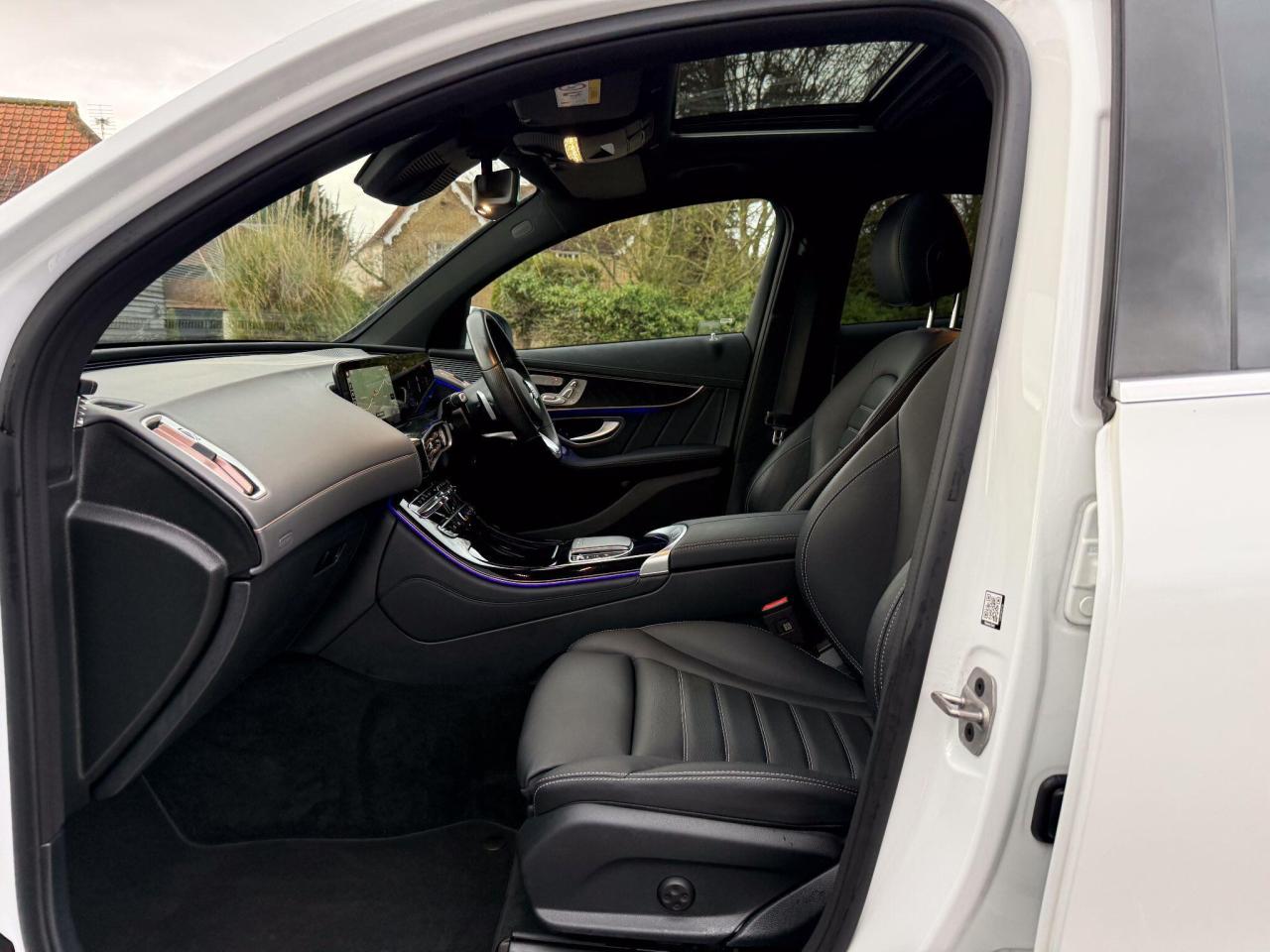 2022 Mercedes - Benz EQC 400 80kWh AMG Line (Premium Plus) Auto 4MATIC 5dr