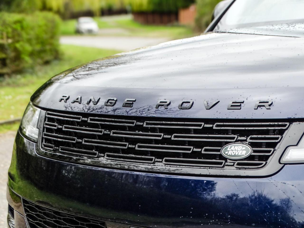 2023 Land Rover 3.0 D300 MHEV Dynamic SE Auto 4WD Euro 6 (s/s) 5dr