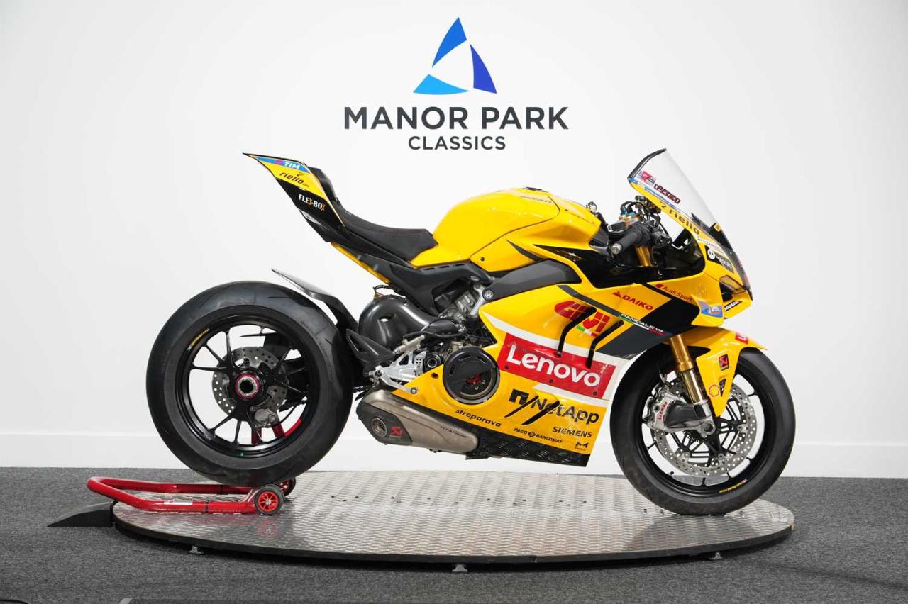2024 Ducati Panigale V4 Bagnaia MGP Replica