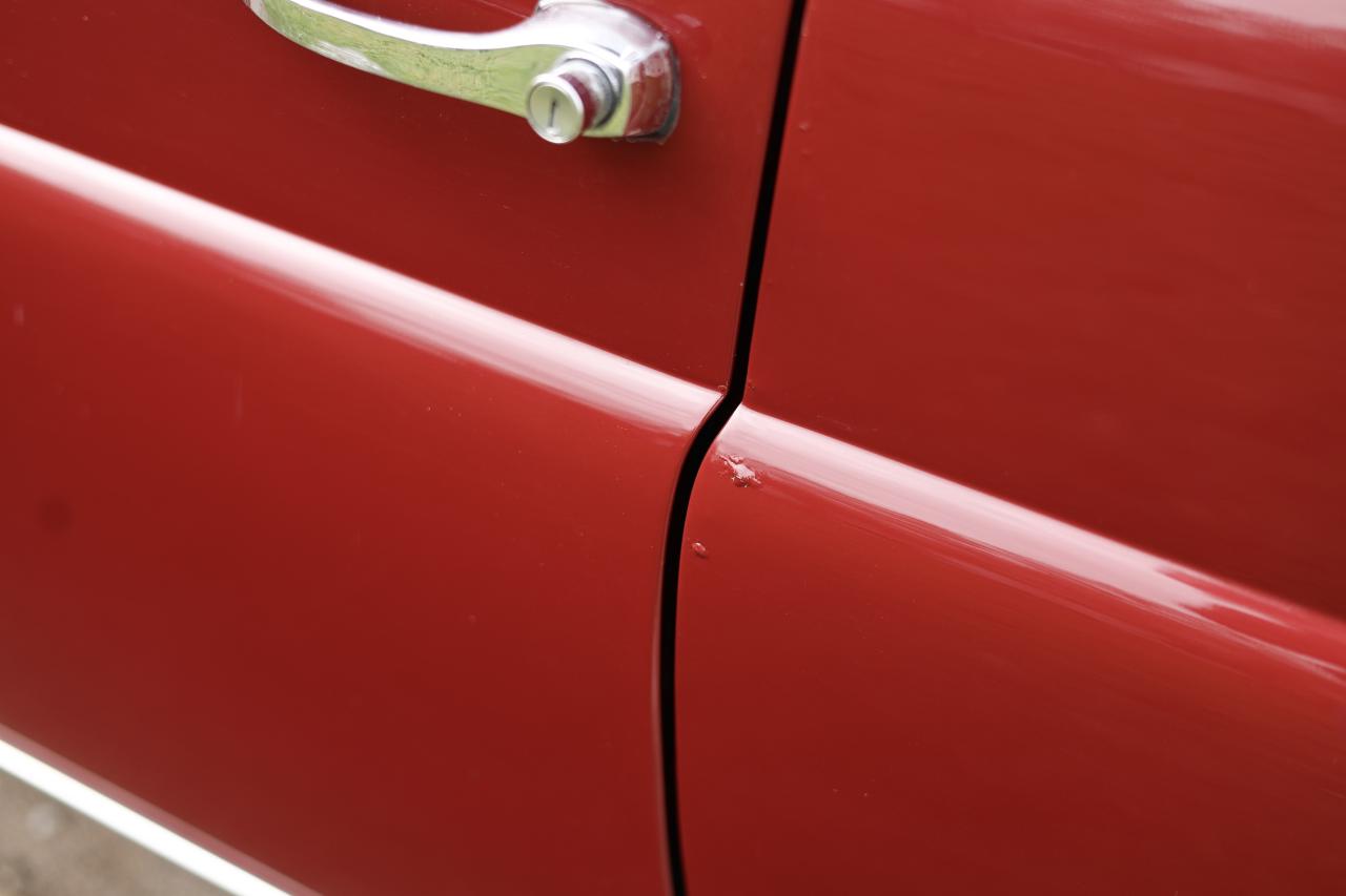 1967 Mercedes - Benz 220B Fintail