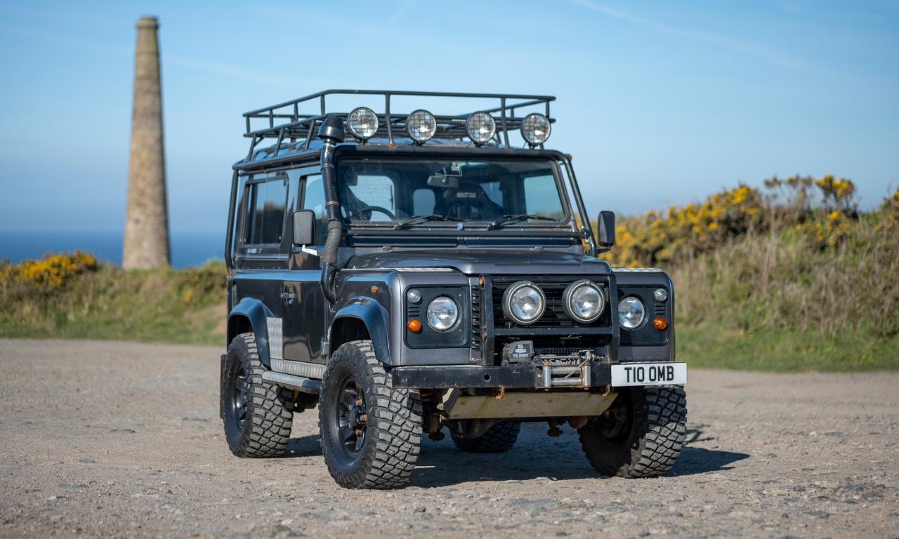 2001 Land Rover Defender 90 Tomb Raider