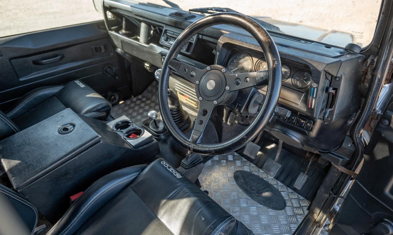 2001 Land Rover Defender 90 Tomb Raider